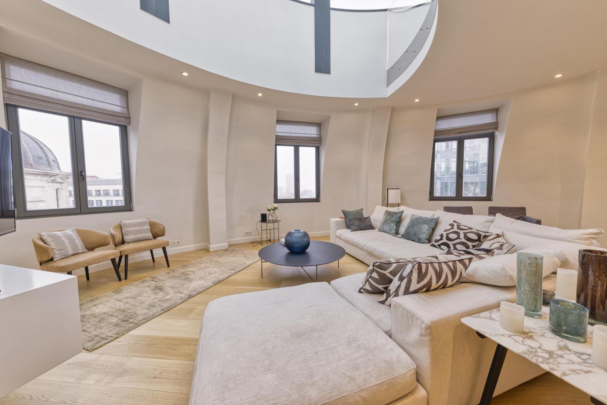 Triplex Penthouse In The City Center Bruselas Exterior foto
